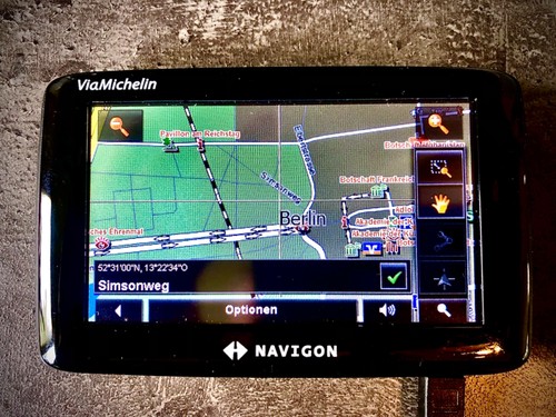 Viamichelin navigon gps - viamichelin,
